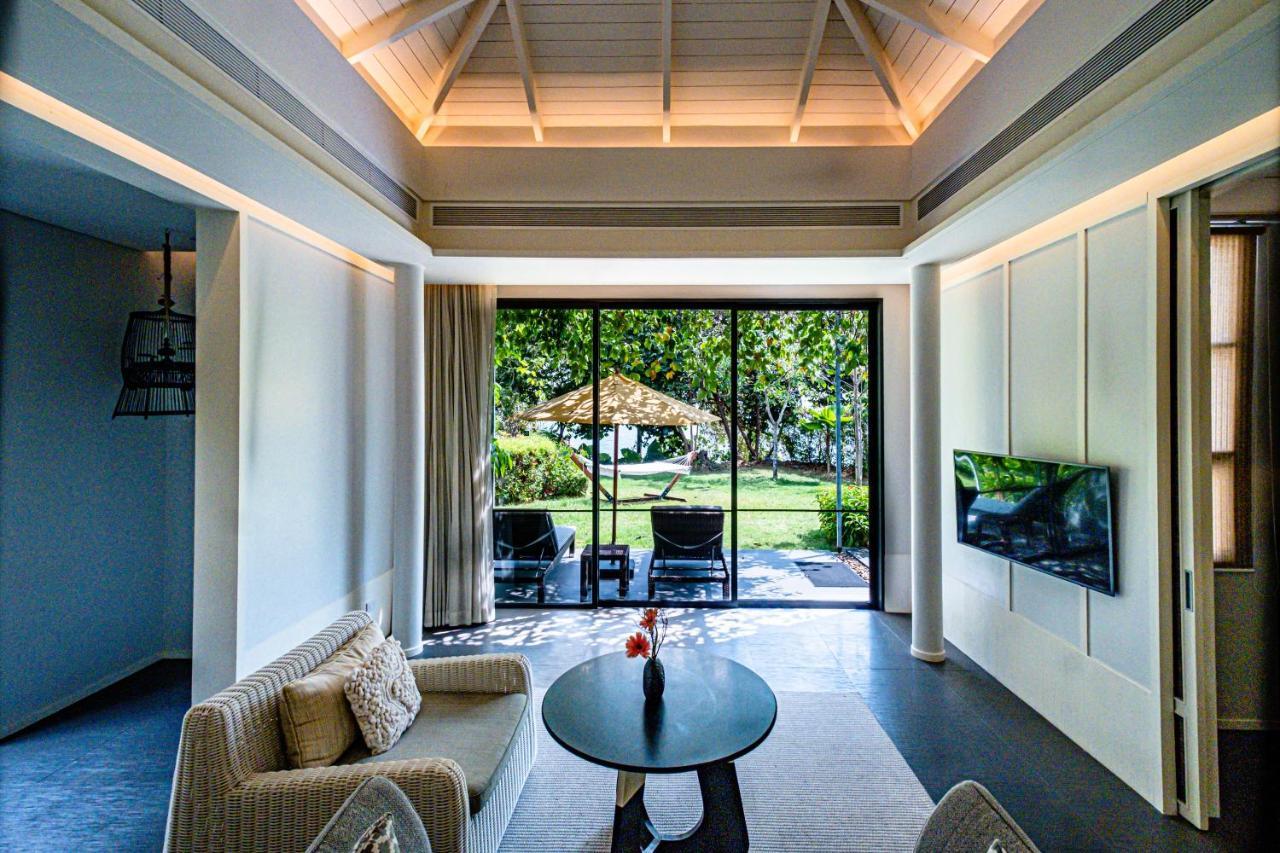 The Shellsea Krabi I Luxury Beach Front Resort & Pool Villa Ao Nam Mao Exteriör bild